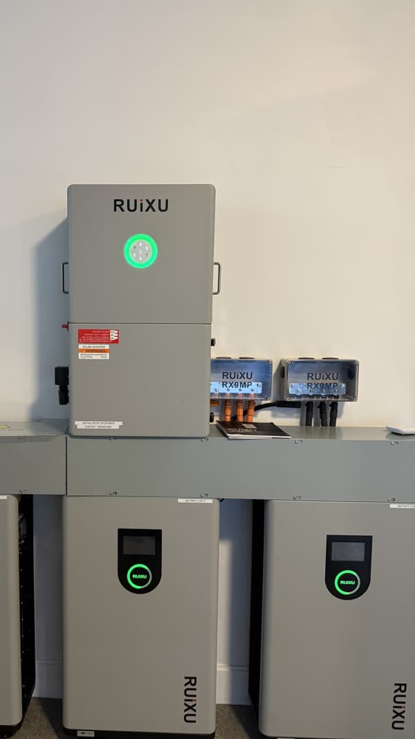Ruixu inverter and three-battery stack in a Holladay, Utah home